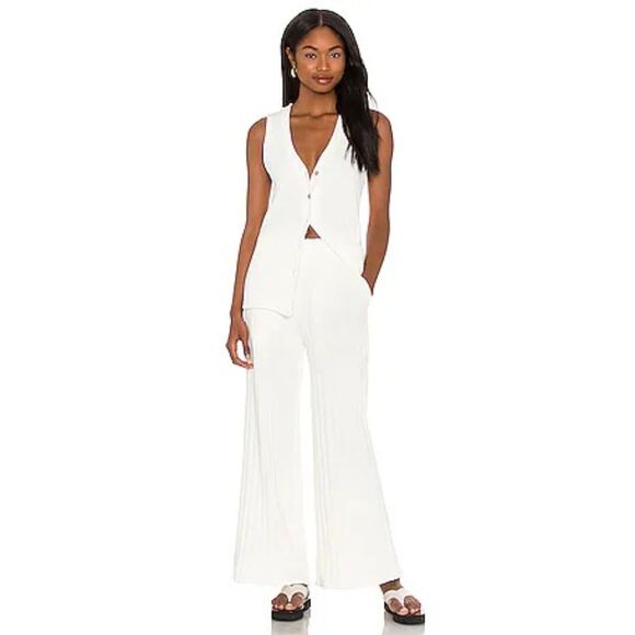 Free people beach Revolve Dana pant and top set size Medium - Picture 2 of 15